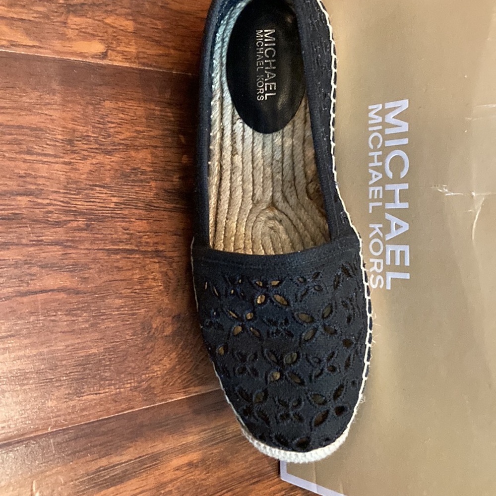 Michael Kors Darci slip on. Size 5 Black